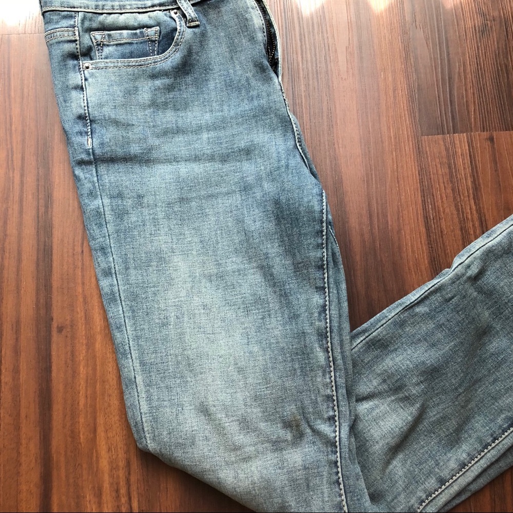 BDG High Rise Ankle Cigarette Jean Light Wash - Picture 5 of 5
